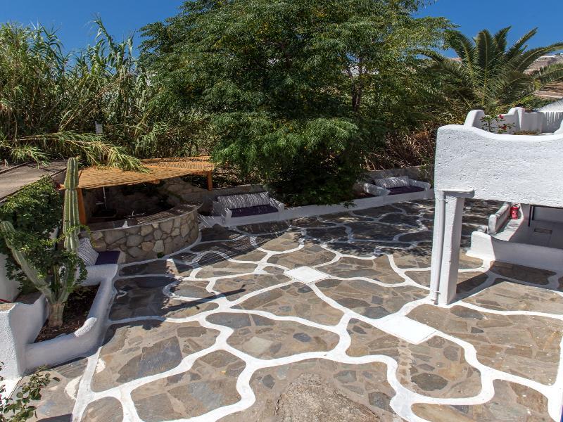 Edem Garden By Estia Aparthotel 3*